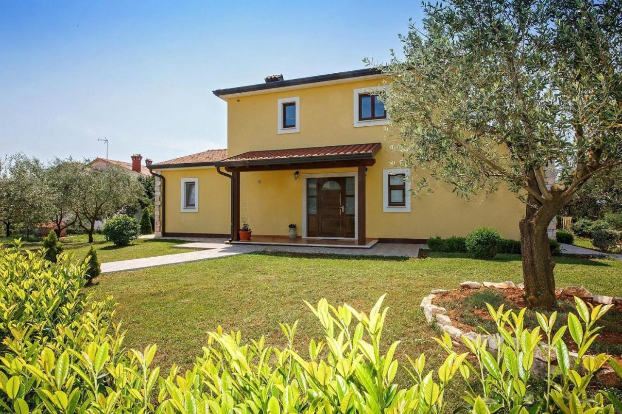 House Dolly Villa Пореч Екстериор снимка